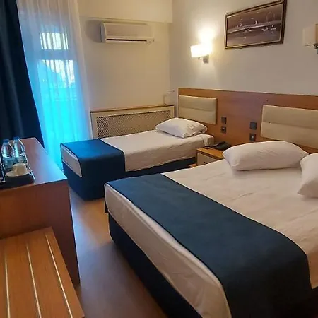 Blue Port Szálloda 3*