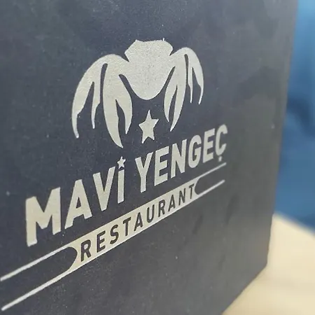 Blue Port Szálloda 3*